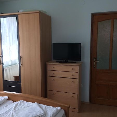 Cedrus Apartmanhaz - Cedrus Koez 7 Zalakaros زلاكاروس المظهر الخارجي الصورة