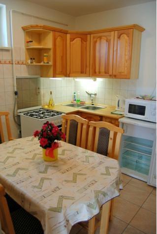 Cedrus Apartmanhaz - Cedrus Koez 7 Zalakaros زلاكاروس الغرفة الصورة