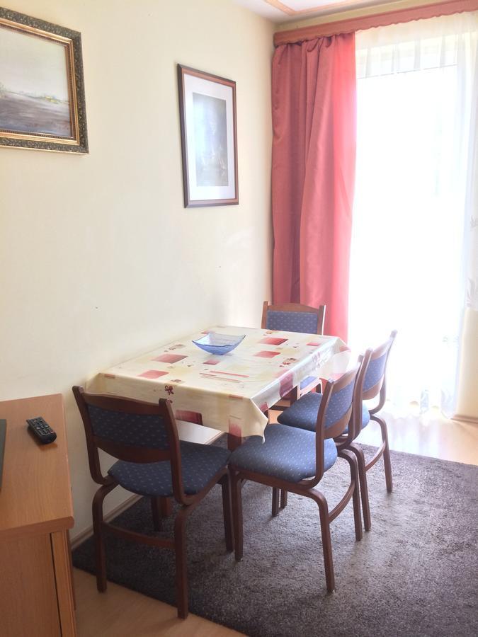 Cedrus Apartmanhaz - Cedrus Koez 7 Zalakaros زلاكاروس المظهر الخارجي الصورة